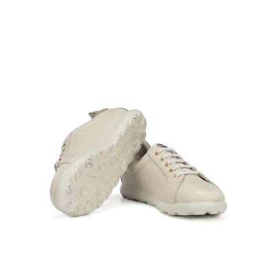 Кремави Дамски Спортни Обувки - Ежедневни и Удобни FLUCHOS (SKU)2439