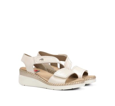 Кремави сандали на платформа - елегантни и удобни!FLUCHOS (SKU)2137.