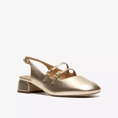 Gold low-heeled sandals - Elegant step! CLARKS (SKU)26185876