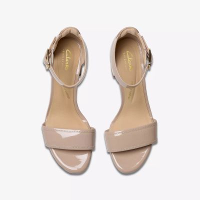 Cream high-heeled sandals - elegance and style!CLARKS (SKU)26181299