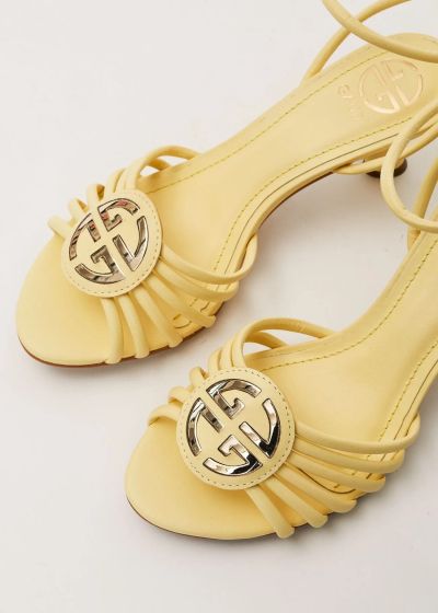 Елегантен дамски сандал Yellow - комфорт и стил GAUDI (SKU) V6365151