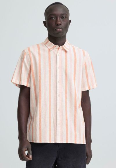 Свежа мъжка риза с къс ръкав - модерен стил BLEND (SKU) 20720629