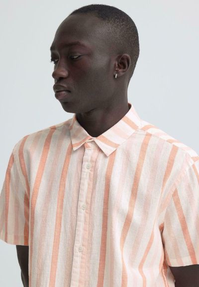 Свежа мъжка риза с къс ръкав - модерен стил BLEND (SKU) 20720629