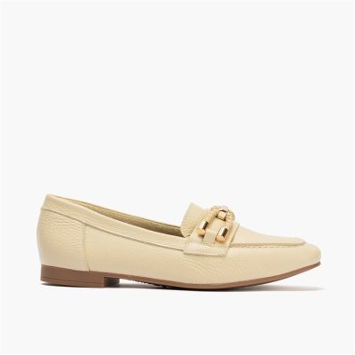 Beige women's low-heeled loafers - elegant and comfortable!PITILLOS (SKU)11140
