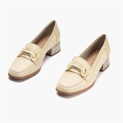 Beige high heels: Elegant and comfortable for any occasion.PITILLOS (SKU011150