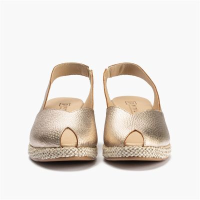 Golden summer sandals on a platform - style and comfort!PITILLOS (SKU)11300,