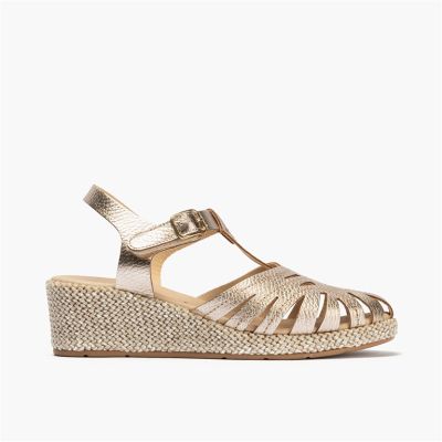 Golden platforms: Summer style and comfort!PITILLOS (SKU)11301