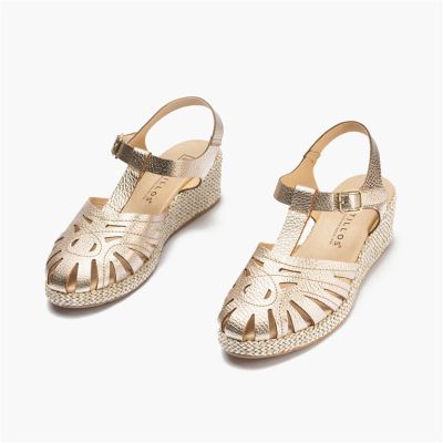 Golden platforms: Summer style and comfort!PITILLOS (SKU)11301