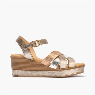 Women's golden platform sandal PITILLOS (SKU)11281