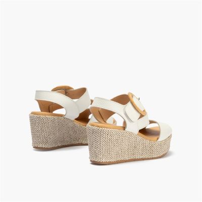 Бели еспадрили на платформа - елегантност и комфорт!PITILLOS (SKU)11271