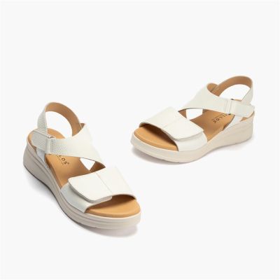 Бели дамски сандали на платформа - Ежедневен комфорт и стил!PITILLOS (SKU)11293