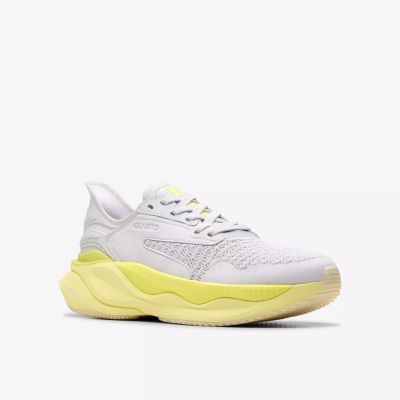 Сиви дамски маратонки с жълта подметка - Спортен стил CLARKS (SKU)26184590