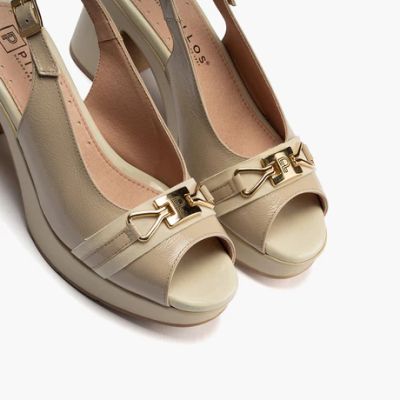 Кремави сандали на висок ток - елегантност и стил!PITILLOS (SKU)20322