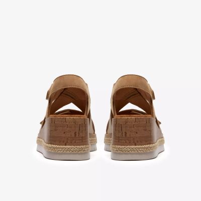 Beige platform sandals - elegance and comfort! CLARKS (SKU) 26185953