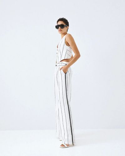 Елегантен дамски панталон с асиметрично закопчаване ACCESS FASHION (SKU) 5024