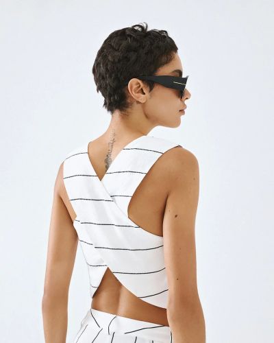 Къс Дамски Елек с Кръстосан Гръб - Стилен и Удобен ACCESS FASHION (SKU) 2179