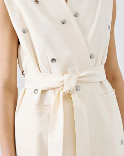 Oversized vest with eyelets - a modern and stylish choice ACCESS FASHION (SKU) 1015