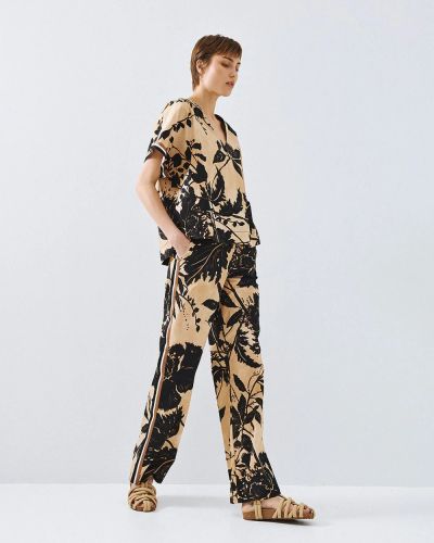 Флорална блуза с къс ръкав - елегантна и стилна ACCESS FASHION (SKU) 2151