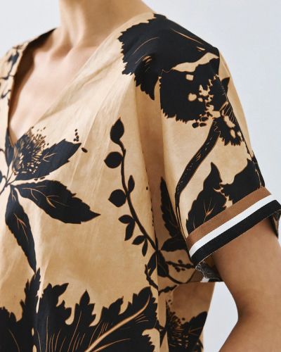 Флорална блуза с къс ръкав - елегантна и стилна ACCESS FASHION (SKU) 2151