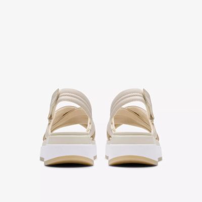 Дамски ежедневен удобен стилен сандал с лека платформа в крема цвят CLARKS (SKU)26181470