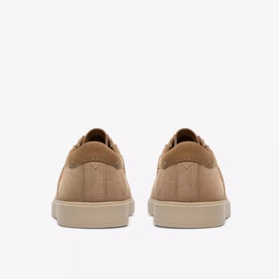 Men's casual sneaker in a brown-beige combination, stylish, comfortable, modern.CLARKS (SKU)26186194