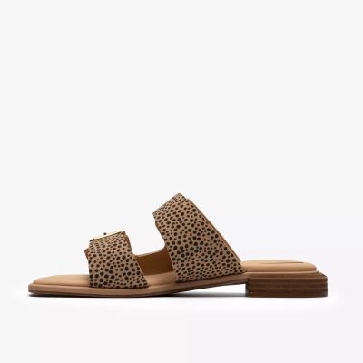 Дамски чехли с модерен животински принт, елегантни, удобни, нисък ток .CLARKS (SKU)26185802