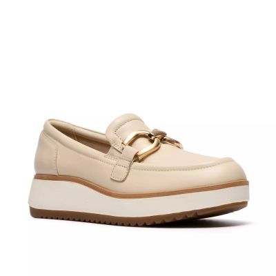 Дамски Елегантни Лоуфъри в Кремав Цвят – Комфортни и Модерни CLARKS (SKU)26186928