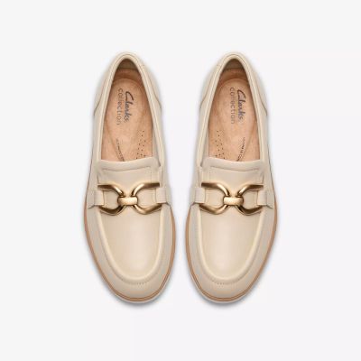 Дамски Елегантни Лоуфъри в Кремав Цвят – Комфортни и Модерни CLARKS (SKU)26186928