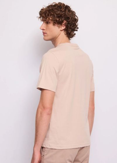 Men's comfortable beige T-shirt with logo - modern style and perfect comfort GAUDI (SKU)611GU64106