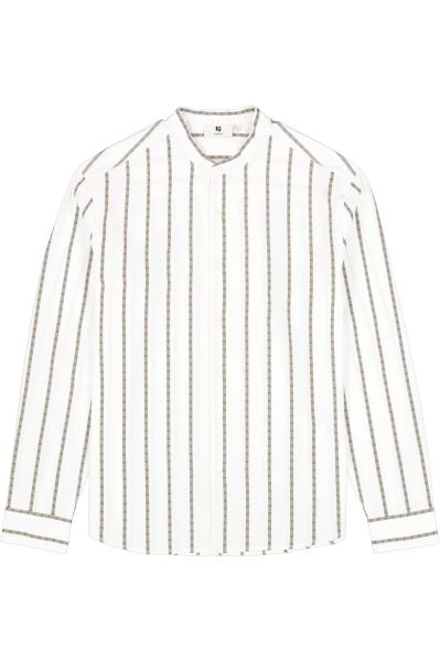 Men's shirt made of 100% cotton, Relaxed cut - style and comfort GARCIA (SKU) P261280