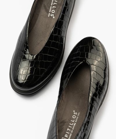 Women's shoe with a lightweight platform in black croco leather: style, comfort!!!PITILLOS (SKU)11540