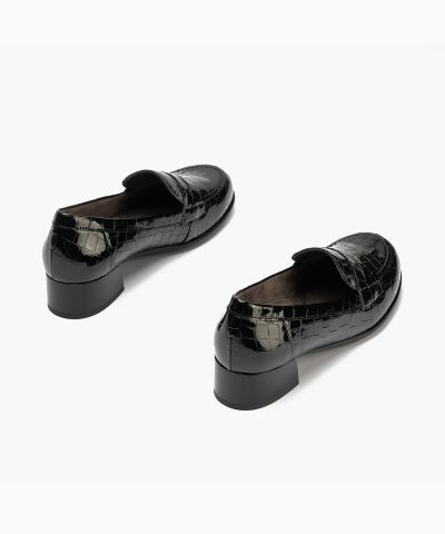 Дамска елегантна обувка кроко лак в черен цвят !!!PITILLOS (SKU)11634