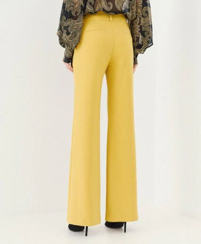 Women's yellow straight-cut trousers - stylish and comfortable for your everyday life. ACCESS FASHION (SKU)5038