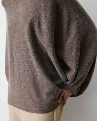 Women's Poncho Sweater: Wool and Cashmere – Luxury, Warmth and Elegance GRACE&MILA (SKU) 17095