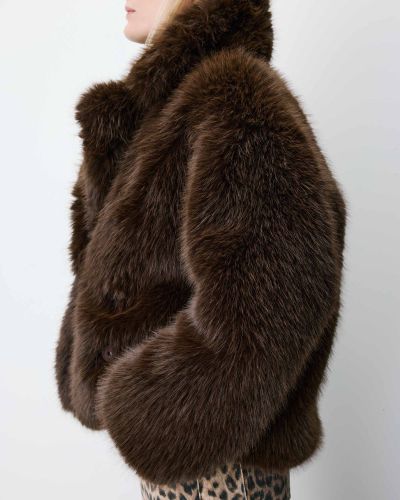 Luxurious women's short fur coat, chocolate color - elegance and comfort GRACE&MILA (SKU) 19009