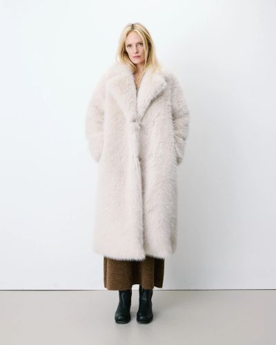 Women's long fur coat - elegant, warm and stylish for the cold winter GARACE&MILA (SKU) 19018