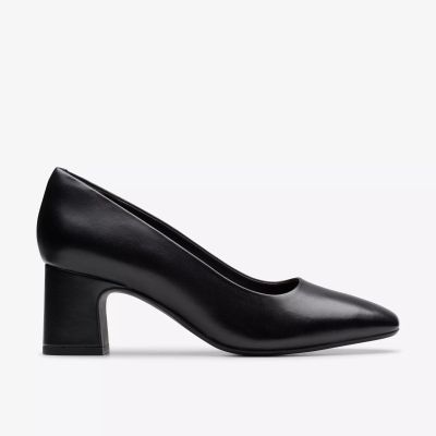 Дамска класическа обувка в черен цвят на ток!!!CLARKS (SKU)26183032