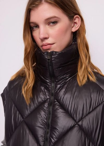 Women's black quilted vest – everyday comfort and style GAUDI (SKU) 621BD35004