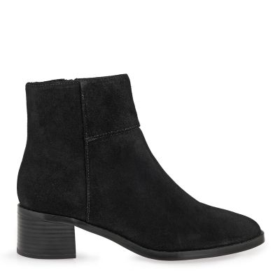 Дамски велурени боти на среден ток – елегантни, изчистен дизайн.CLARKS (SKU)26300000