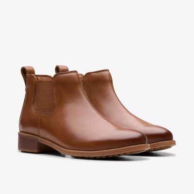 Women's casual low-heel ankle boot – Convenience, comfort, and modern style for you! CLARKS (SKU) 26178718