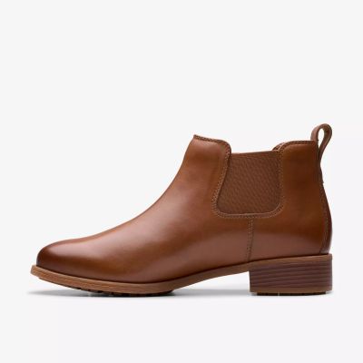 Women's casual low-heel ankle boot – Convenience, comfort, and modern style for you! CLARKS (SKU) 26178718