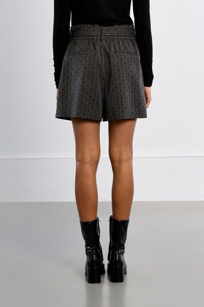 Women's high-waisted shorts with a belt – elegant and stylish MOLLY BRACKEN (SKU) TL445EN