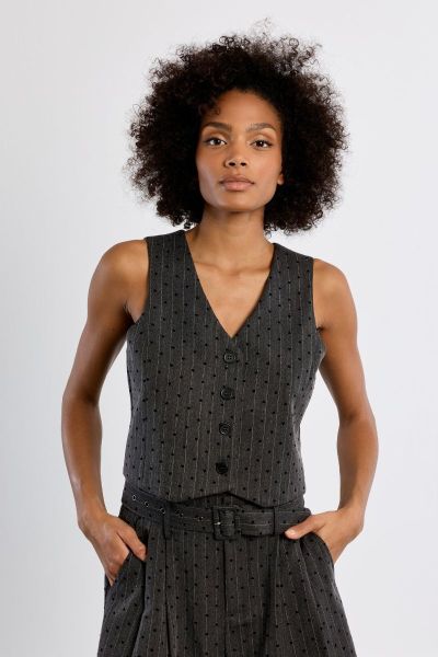 Women's striped vest with hearts – a stylish and unique everyday accent MOLLY BRACKEN (SKU) TLS136EN