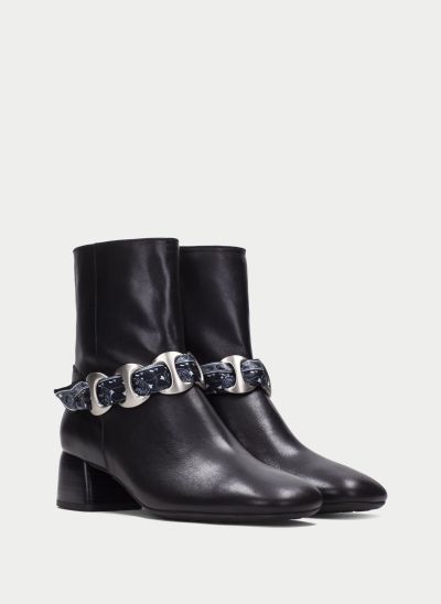 Elegant black women's mid-heel ankle boots with a bow – style and comfort! HISPANITAS (SKU) 265196