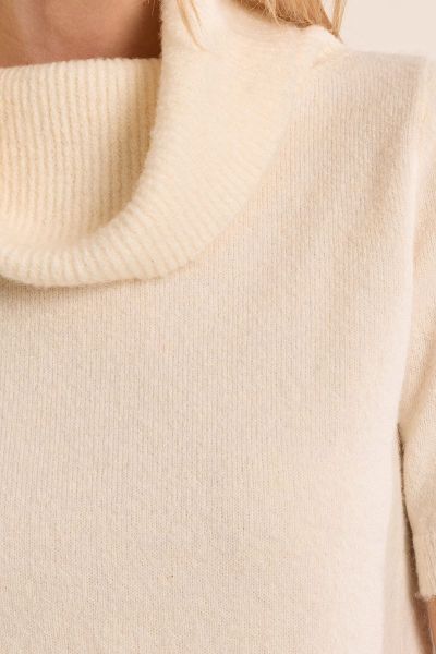 Comfortable women's short-sleeved sweater with a soft texture and a turtleneck – MOLLY BRACKEN (SKU) TR235EN
