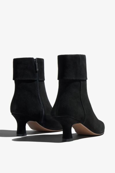 Elegant women's black suede ankle boots with a comfortable heel for autumn and winter, REGARDE LE CIEL (SKU) HADLEY01