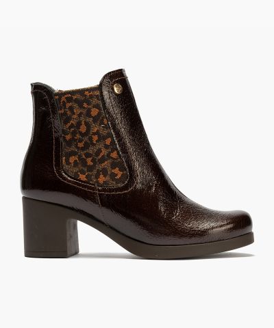 Women's casual heeled ankle boots: Dark brown with animal print. PITILLOS (SKU) 30504