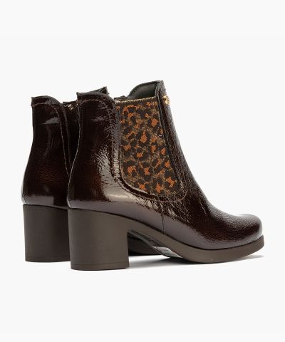 Women's casual heeled ankle boots: Dark brown with animal print. PITILLOS (SKU) 30504