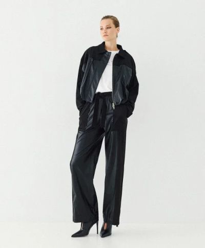 Women’s Black Bomber Jacket, Mixed-Material Design – Stylish and Comfortable for Any Occasion! ACCESS FASHION (SKU) 1003