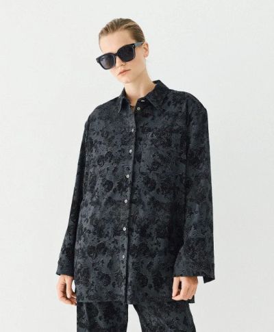 Дамска свободна риза от жакард в тъмно цветове – елегантна и комфортна.ACCESS FASHION (SKU)7026